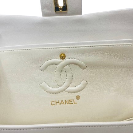 Chanel White Double Flap Bag White Leather Good condition - Box View