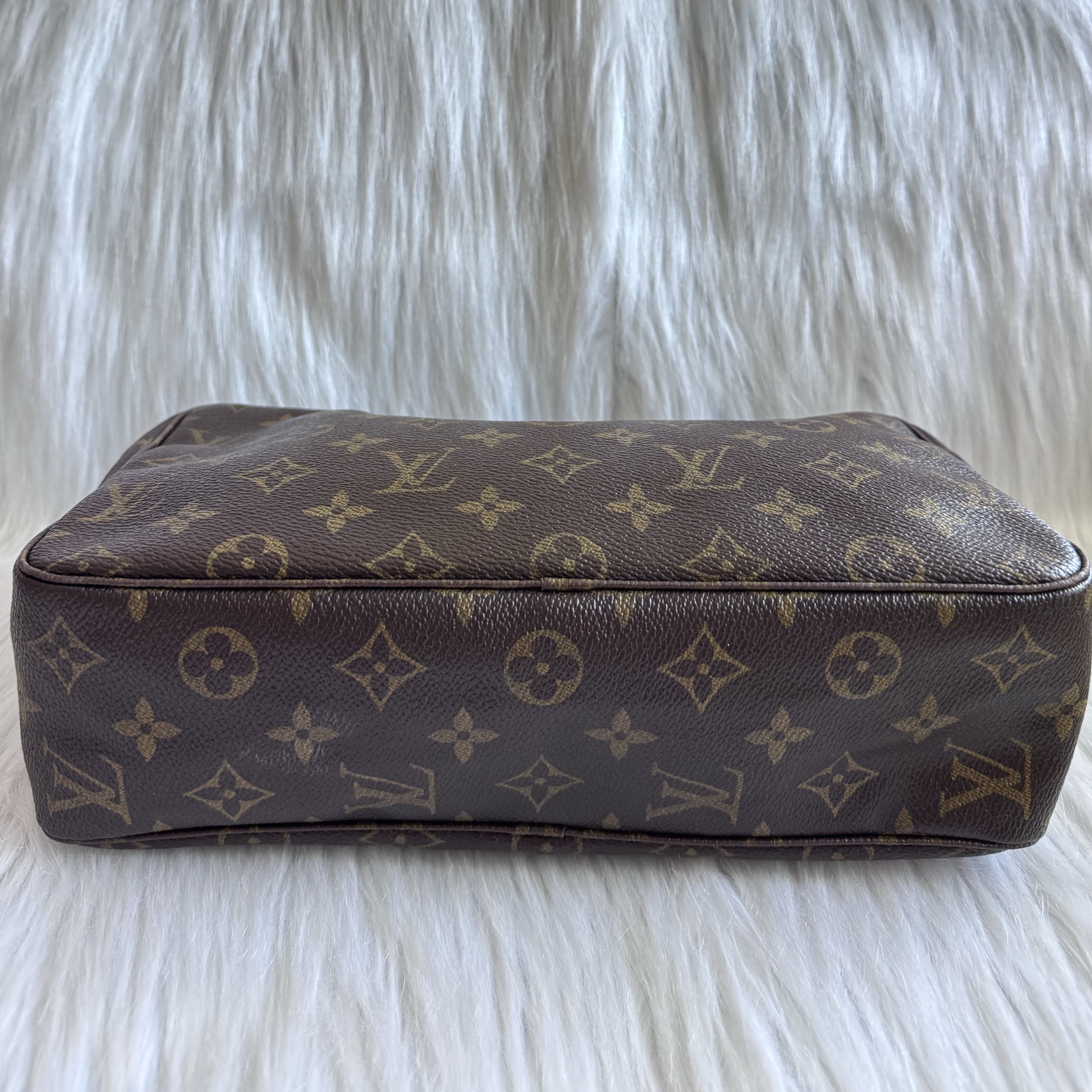 Louis Vuitton Monogram Trousse Toilet 28 Brown Canvas Very good condition - Inside View