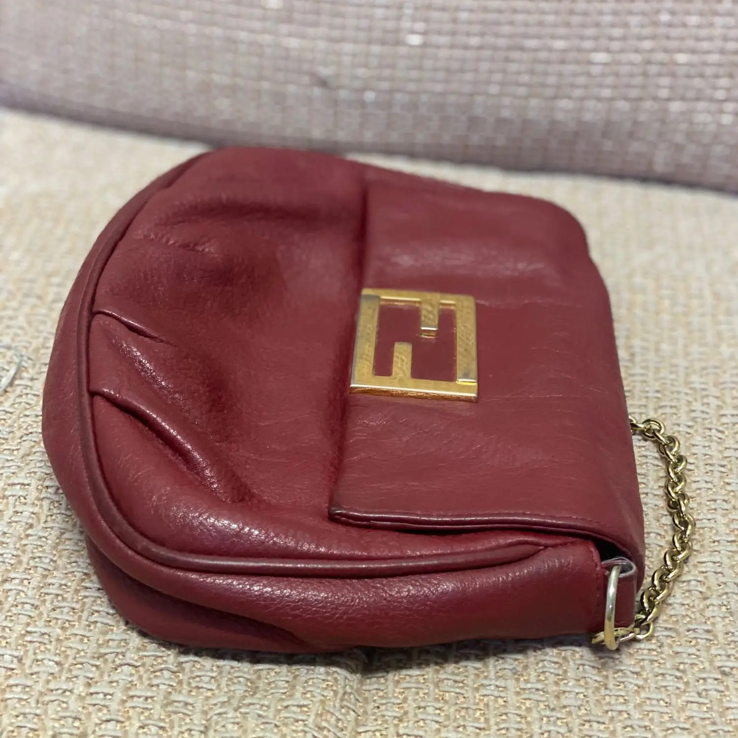 Fendi Fendista Pochette Crossbody Bag Burgundy Very good condition - Inside View