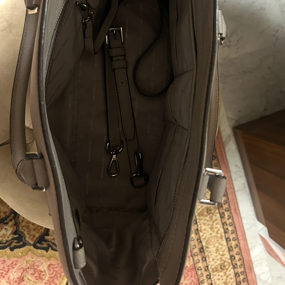 Michael Kors Zip Up Satchel Bag Grey Leather Never worn - Model View