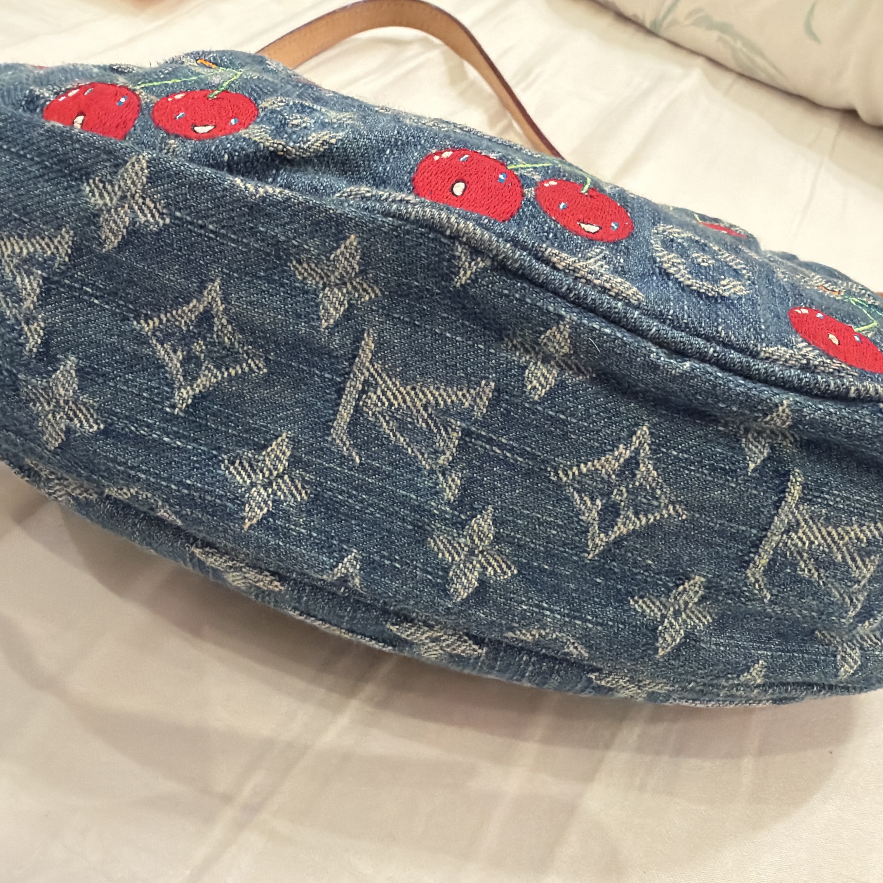 Louis Vuitton Takashi Murakami Cherry Bag Blue Denim Never worn - Inside View