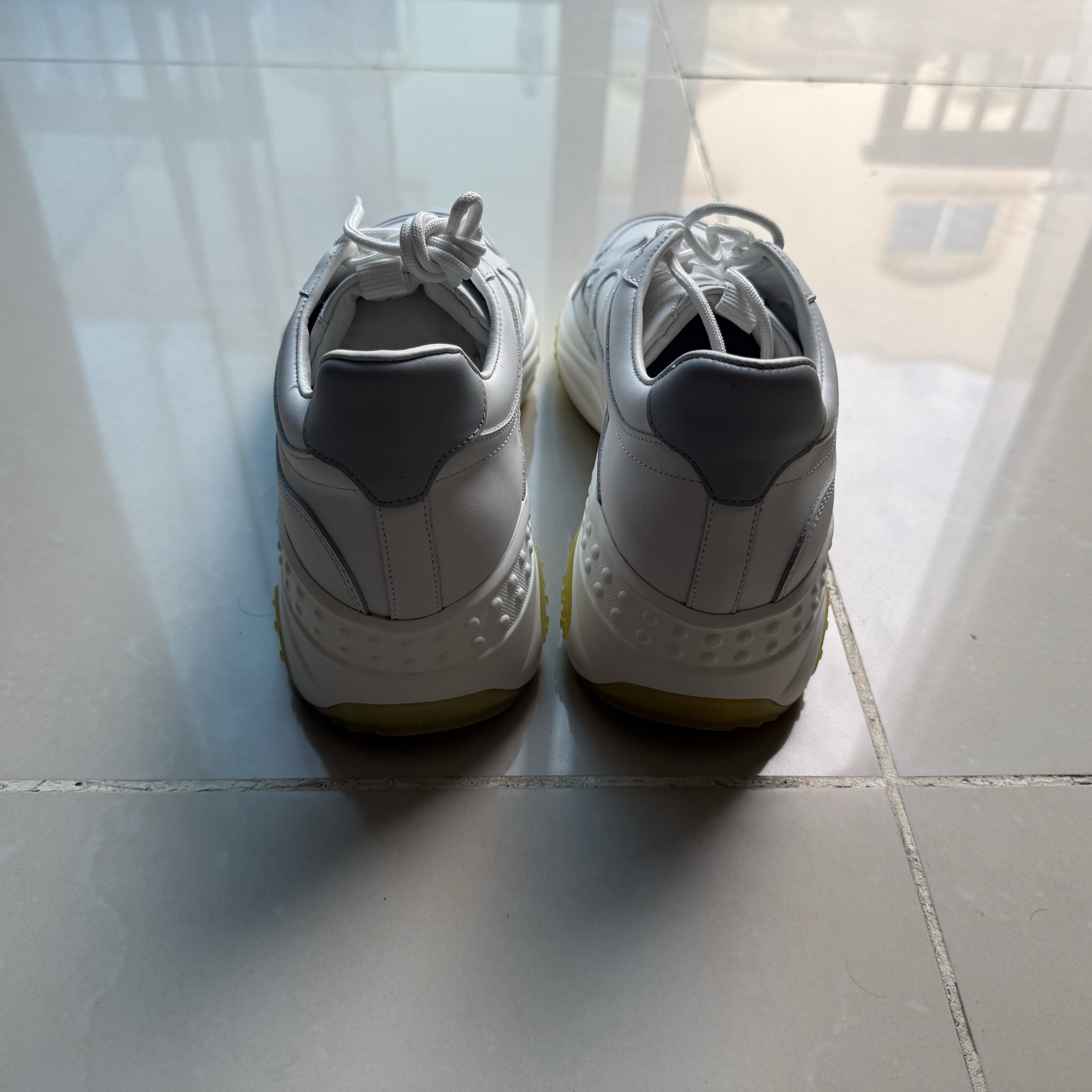 Tod's Tods Sneakers White Leather Never worn, with tag - Back View