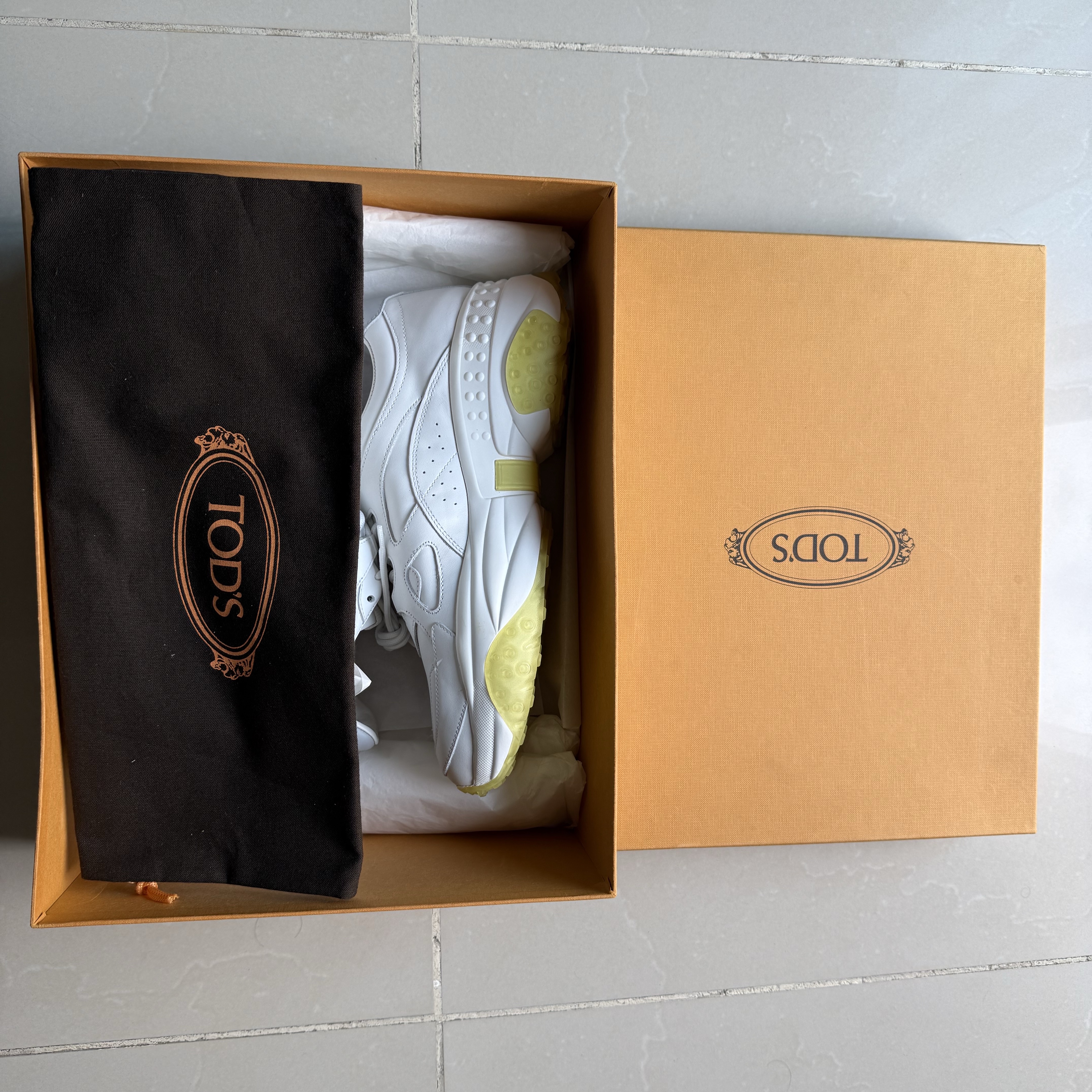 Tod's Tods Sneakers White Leather Never worn, with tag - Box View