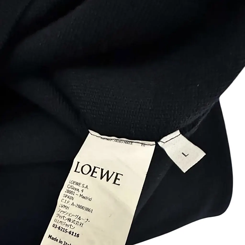 Loewe Loewe X Anagram Cropped Black Cotton Never worn, with tag - Model View