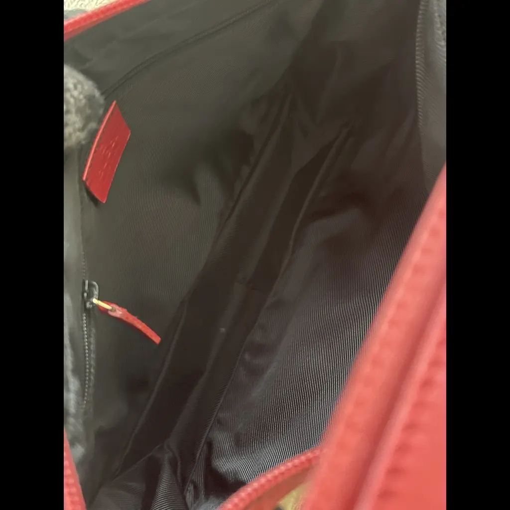 Gucci GG Canvas Shoulder Bag Red Canvas Good - Inside View