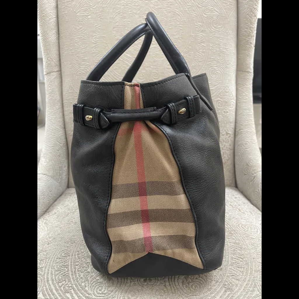 Burberry Banner Tote Leather Bag Black Leather Good - Back View