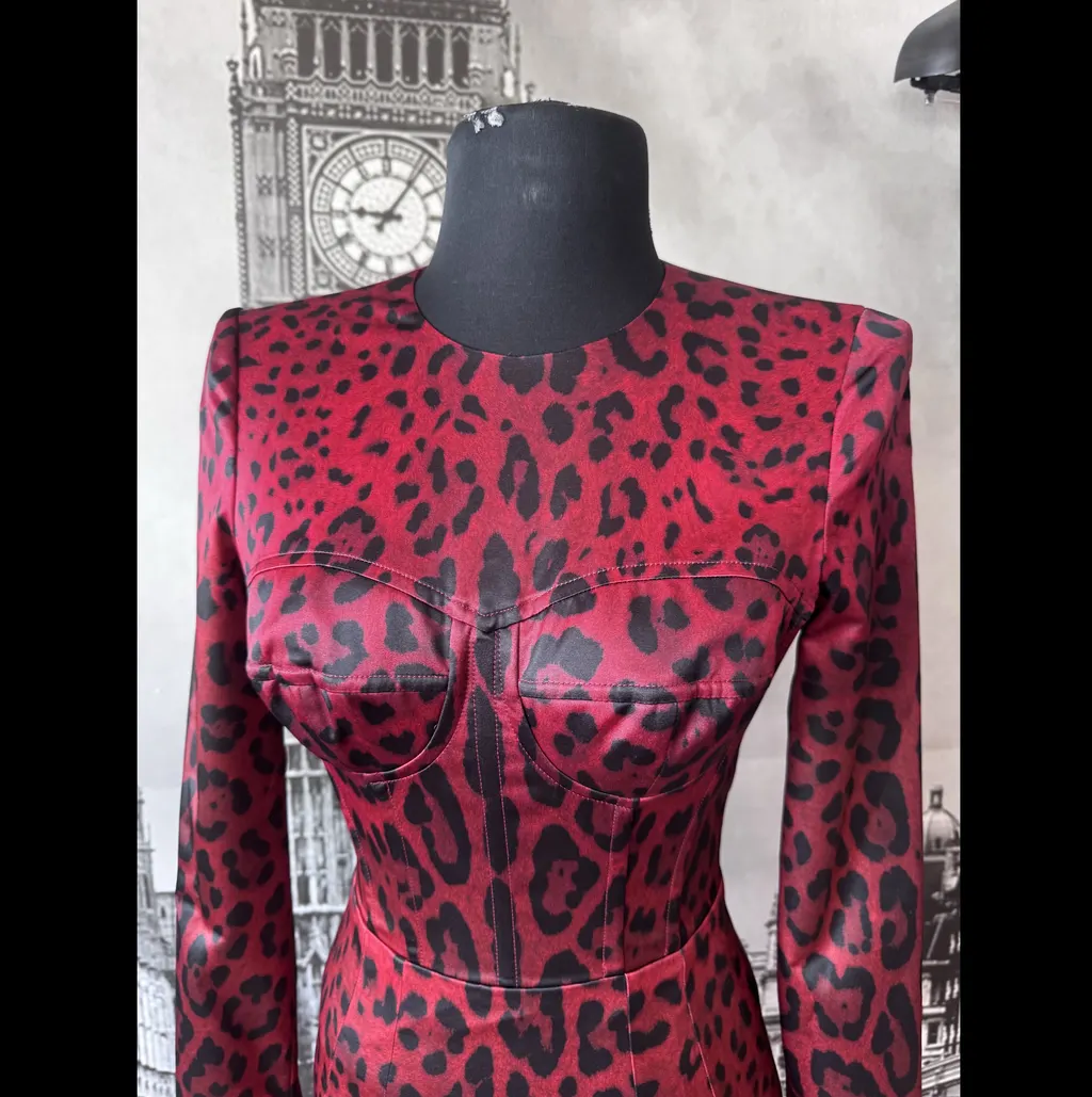 Dolce & Gabbana Stunning Dress Red Silk Never worn, with tag - Box View
