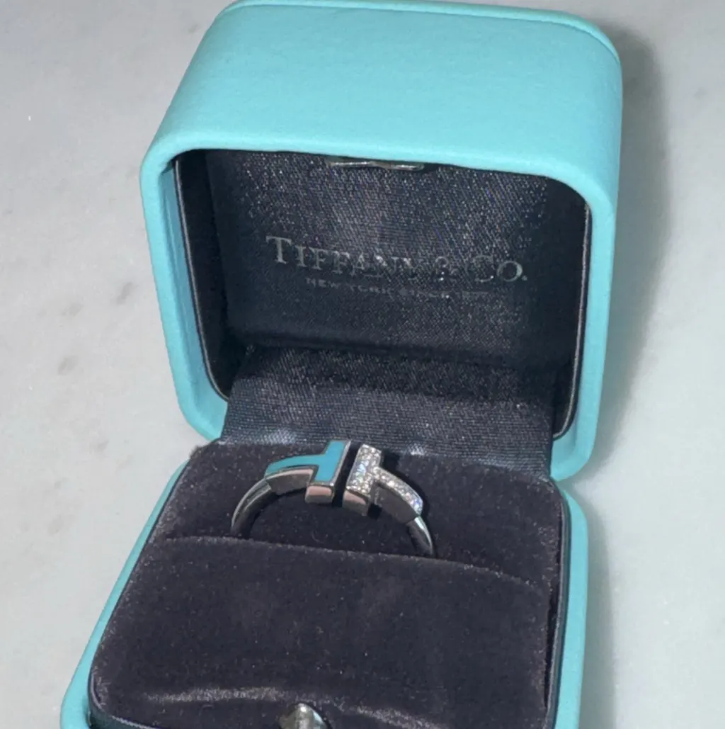 Tiffany & Co Tiffany T Turquoise White Gold Never worn - Box View