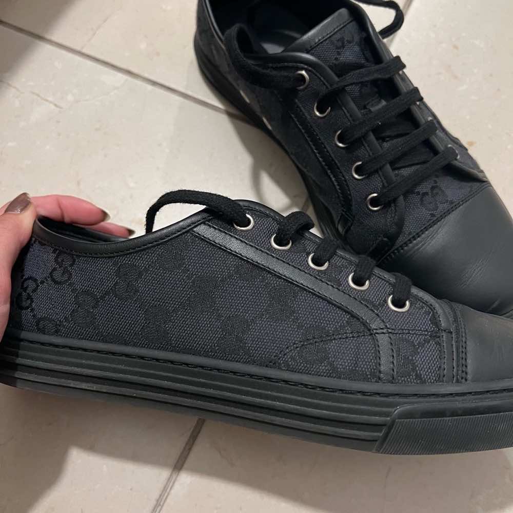 Gucci GG Sneakers - Side view