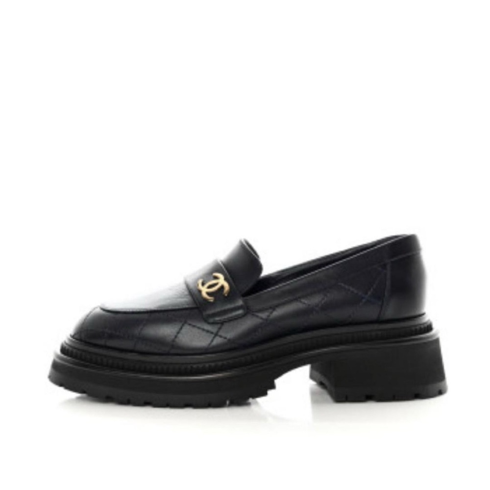 Chanel Platform loafers - Side view