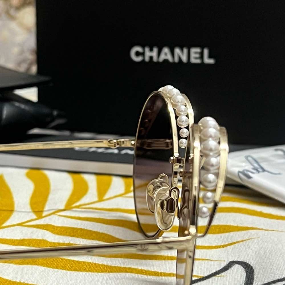 Chanel Pearl Round Sunglasses - Image 13