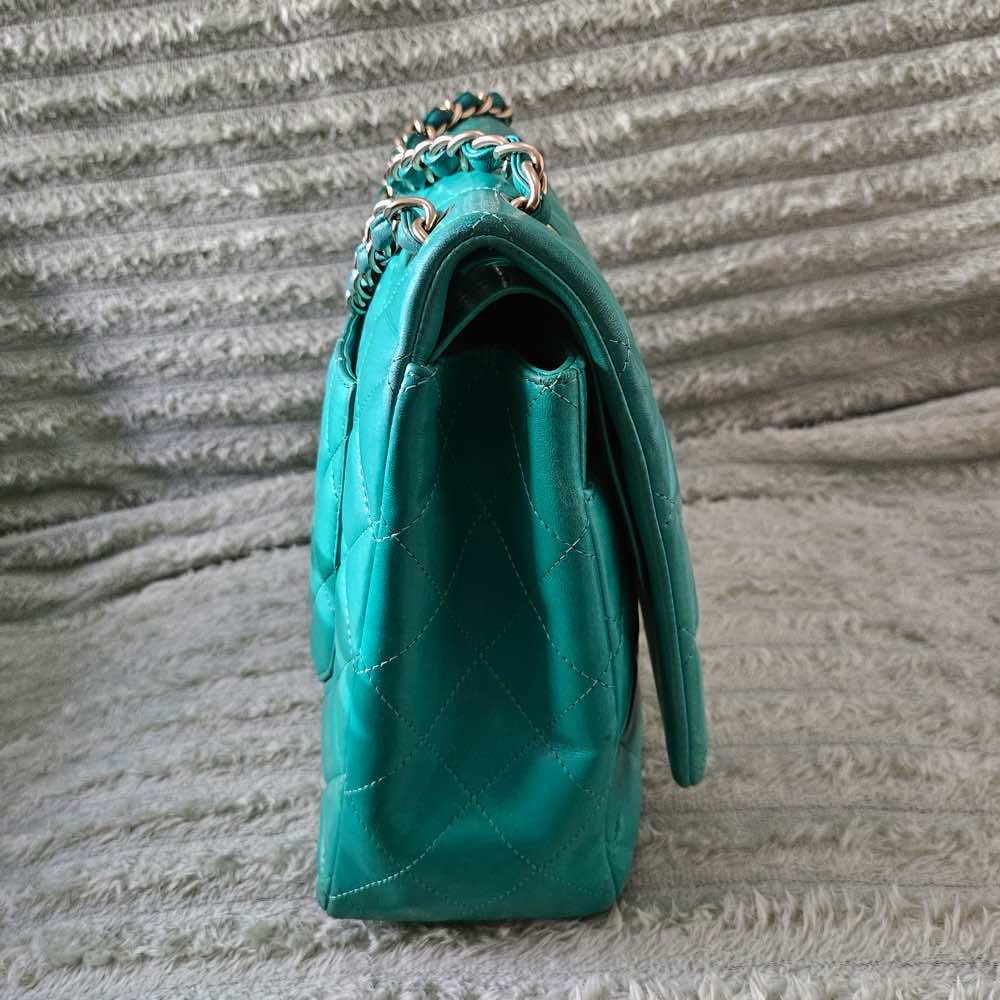 Chanel Maxi Flap - Detail 1