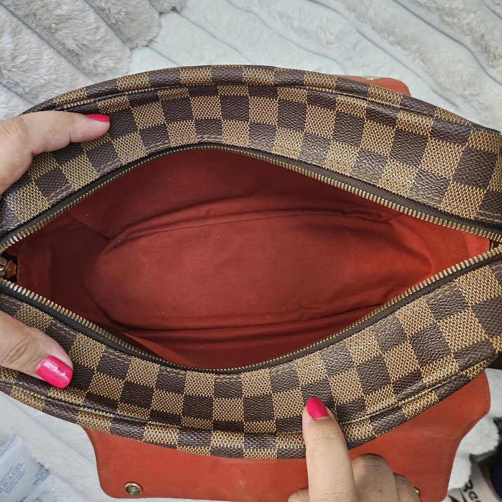 Louis Vuitton Naviglio Messenger - Image 11