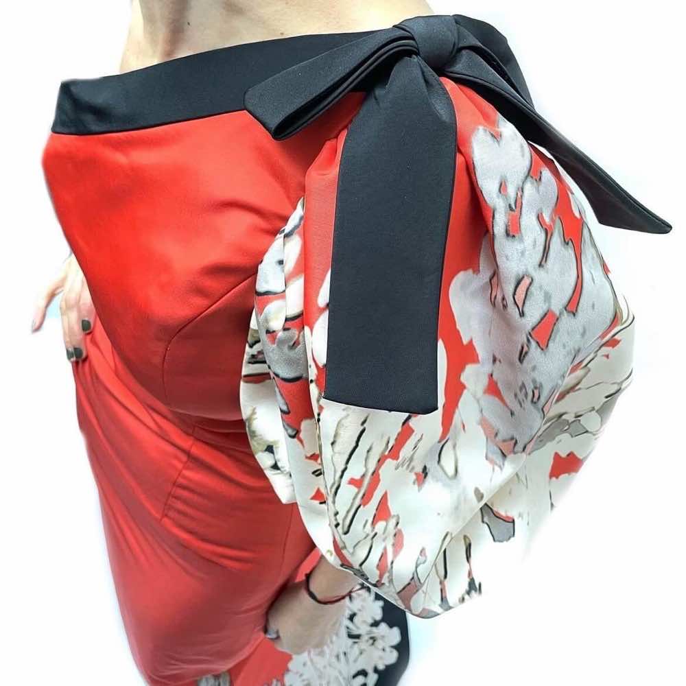 Oscar de la Renta One Shoulder Gown - Image 10