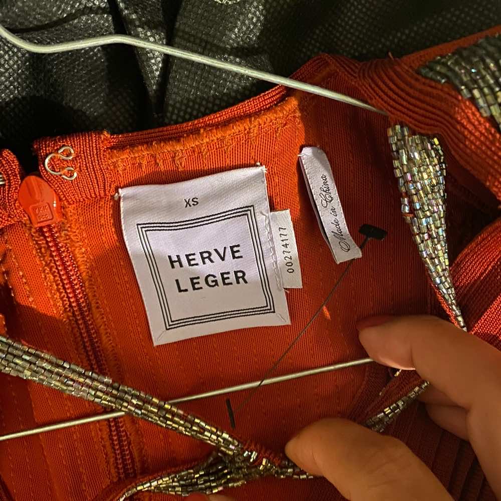 Herve Leger Pleated Bodycon Dress - Detail 1