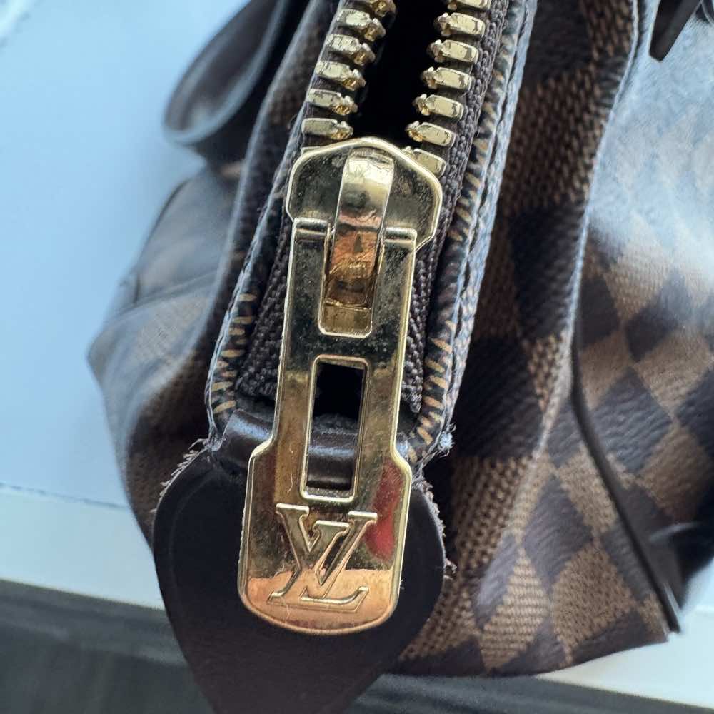 Louis Vuitton Verona - Side view