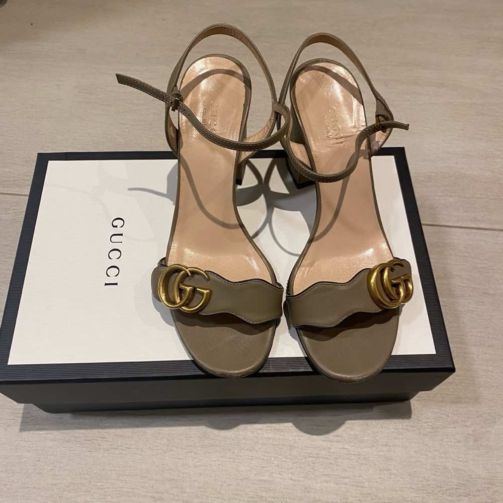 Gucci Marmont Block Heel Sandals - Side view