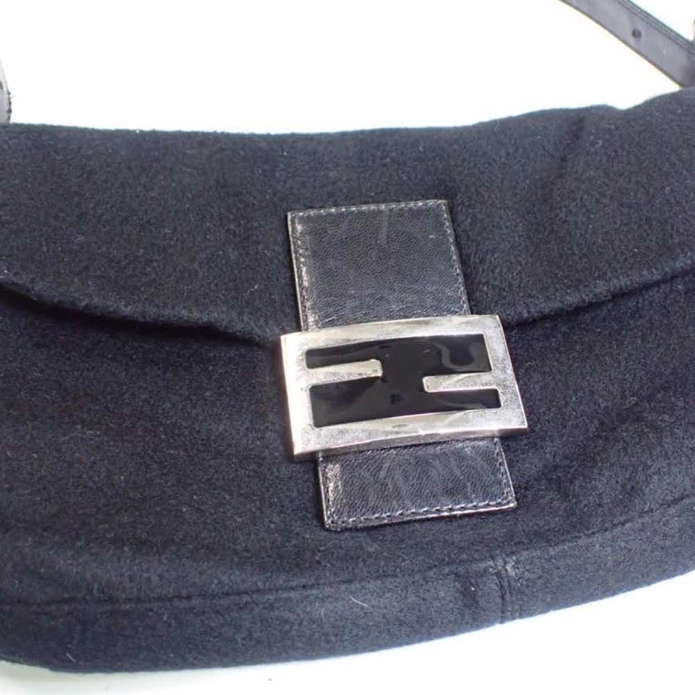 Fendi Baguette - Detail 1