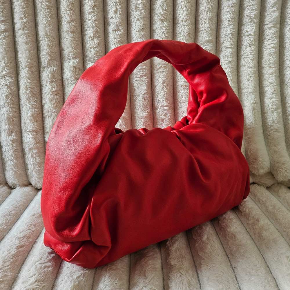 Bottega Veneta Shoulder Pouch - Detail 1