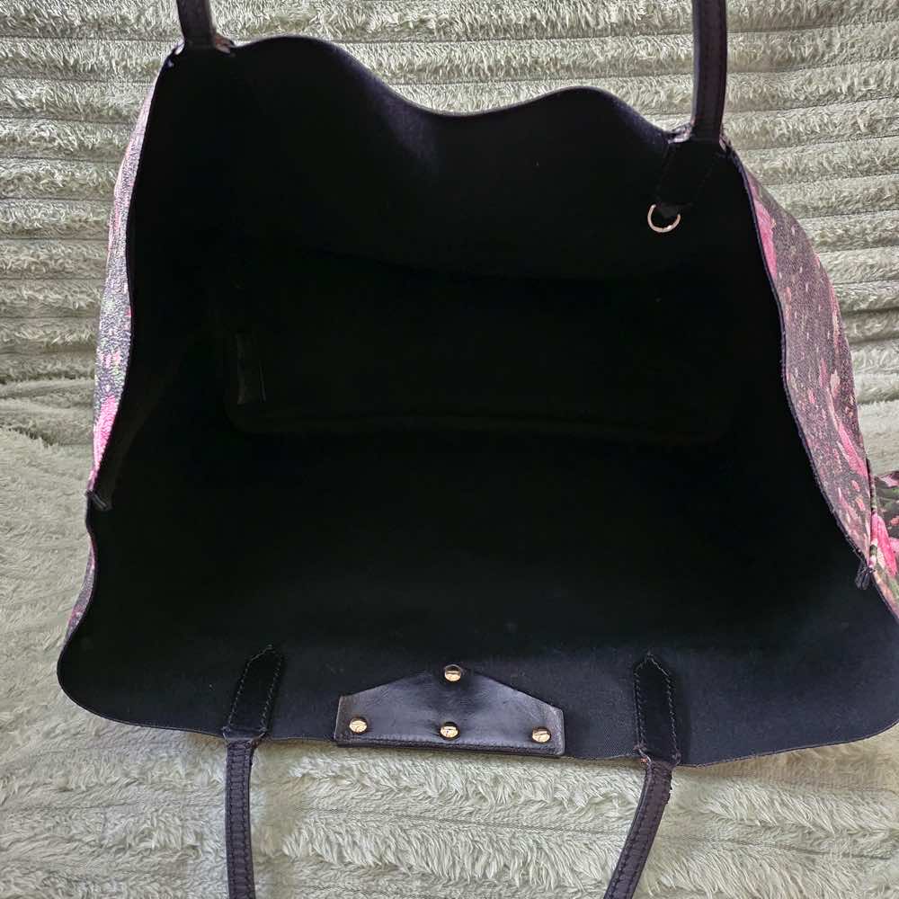Givenchy Antigona Tote - Image 11