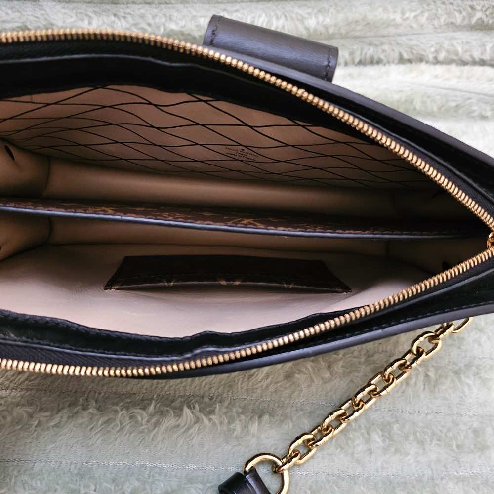 Louis Vuitton Trunk - Detail 1