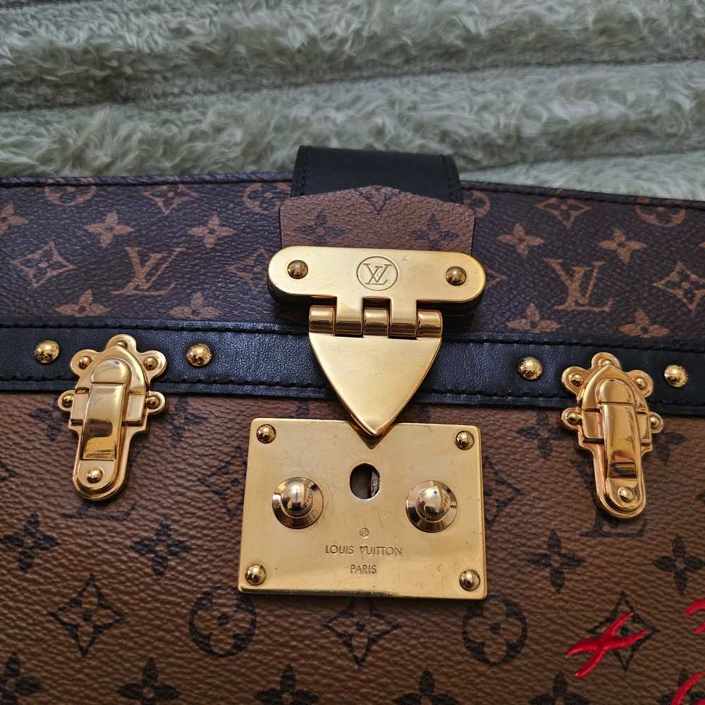 Louis Vuitton Trunk - Image 13