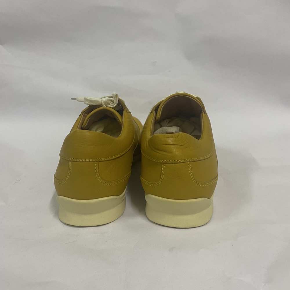 John Lobb for Aston Martin Sneakers - Side view