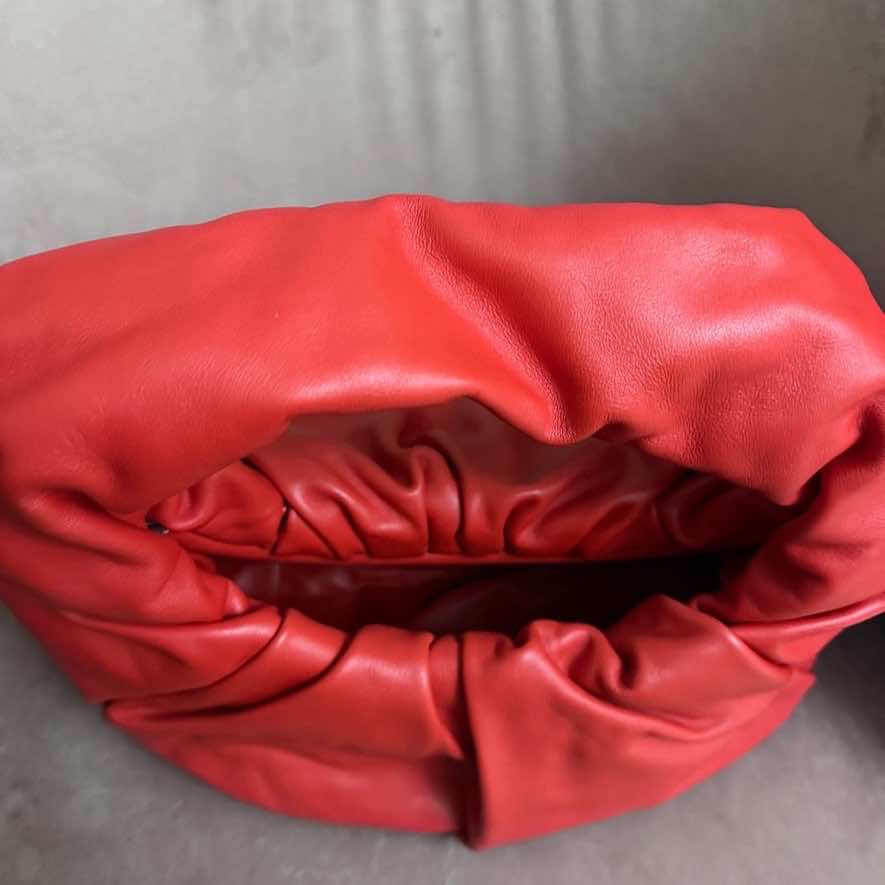 Bottega Veneta The Shoulder Pouch Red Leather Good - Box View