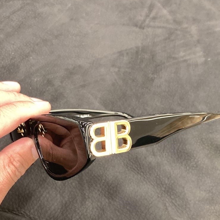 Balenciaga Dynasty D-Frame Sunglasses - Side view