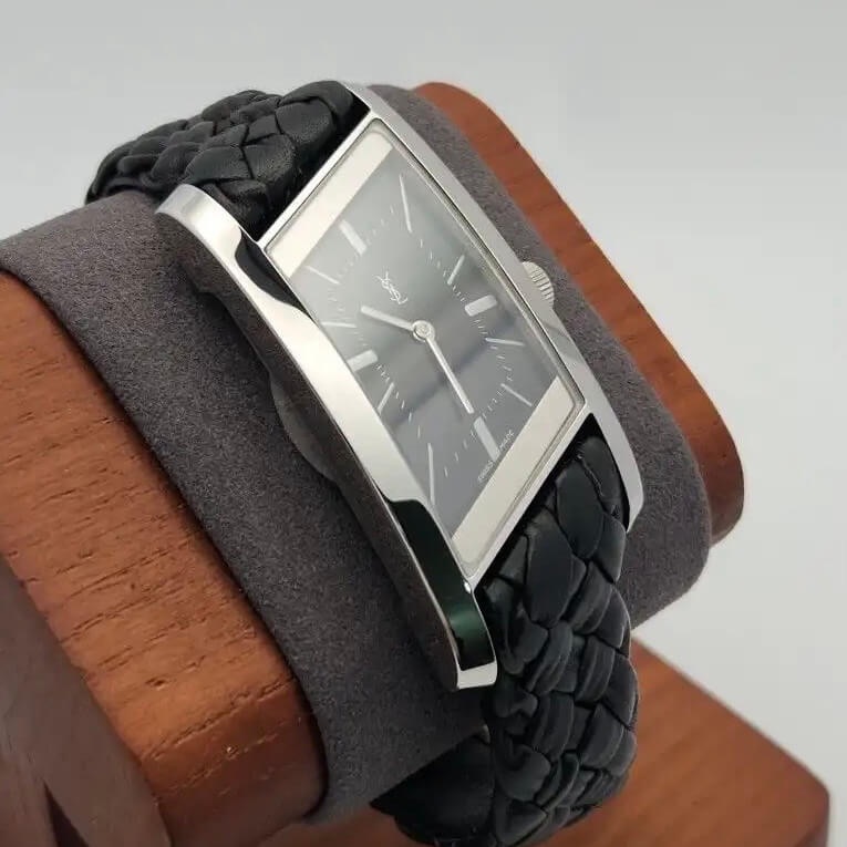 Saint Laurent Vintage Black Very good - Model View