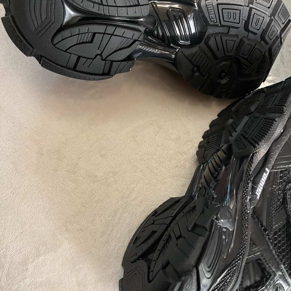 Balenciaga Runner Sneakers - Detail 2