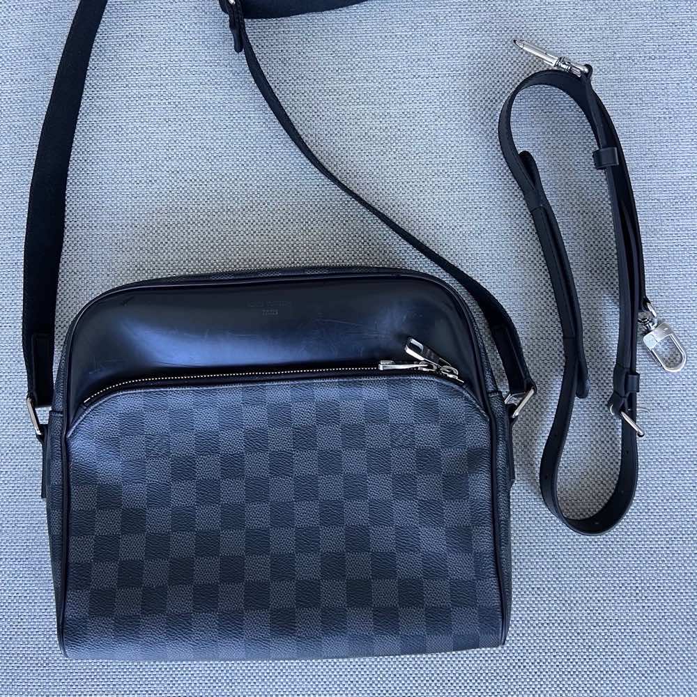 Louis Vuitton Dayton Reporter - Detail 1