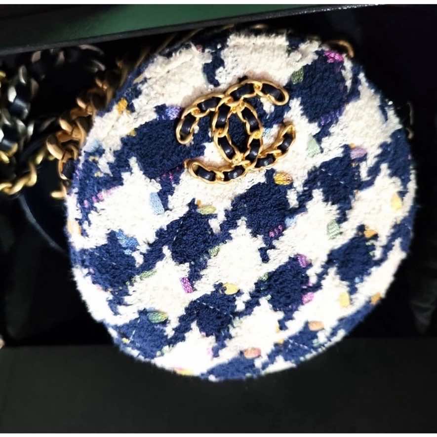 Chanel Tweed 19 Round Bag White Tweed Gold Good - Box View