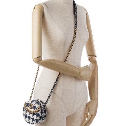 Chanel Tweed 19 Round Bag - Image 15