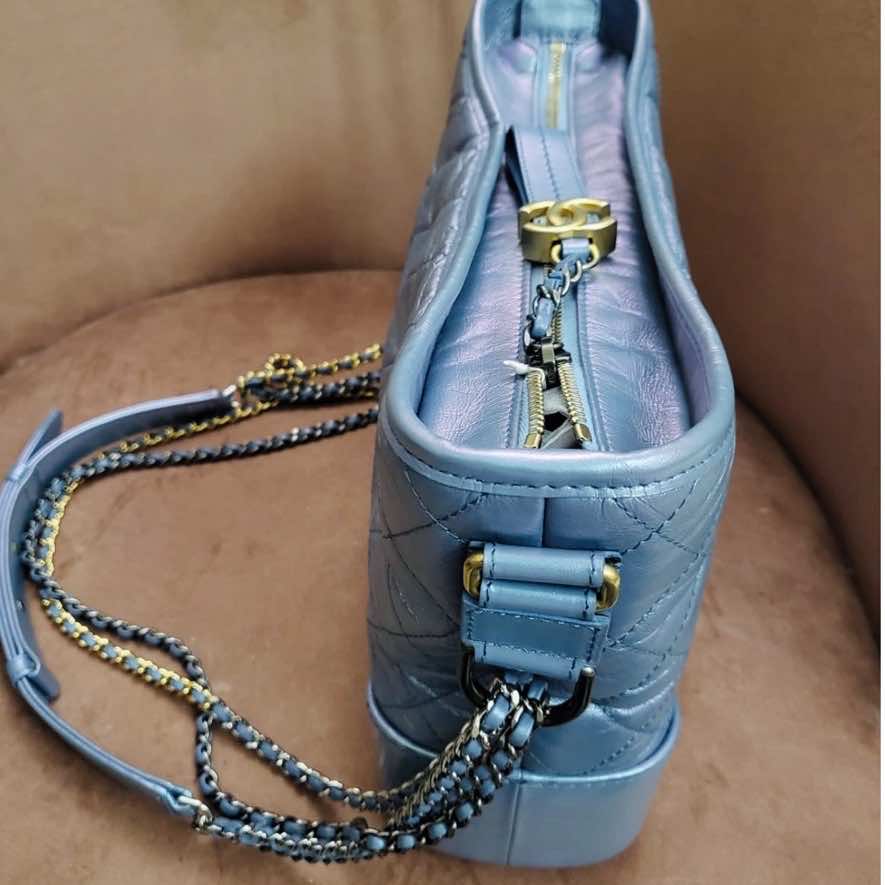 Chanel Gabrielle - Side view