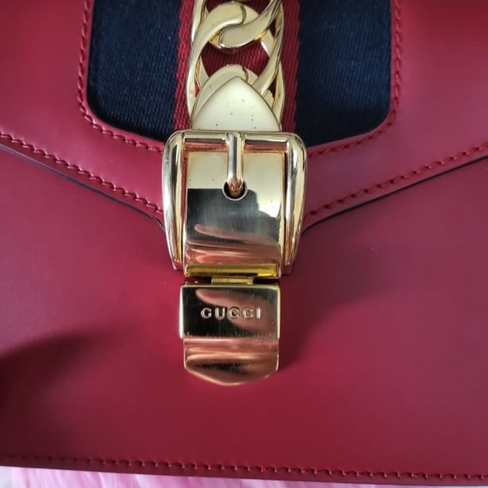 Gucci Mini Sylvie Top Handle - Detail 2