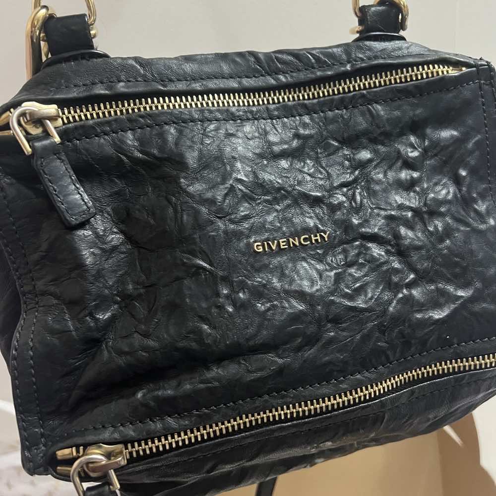 Givenchy Pandora - Image 12