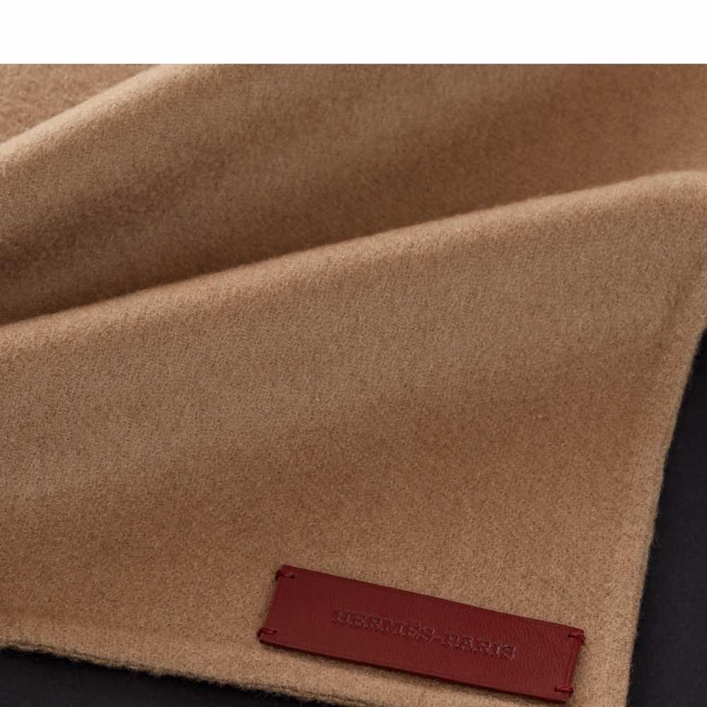 Hermès Trompe l'Oeil Stole - Detail 1