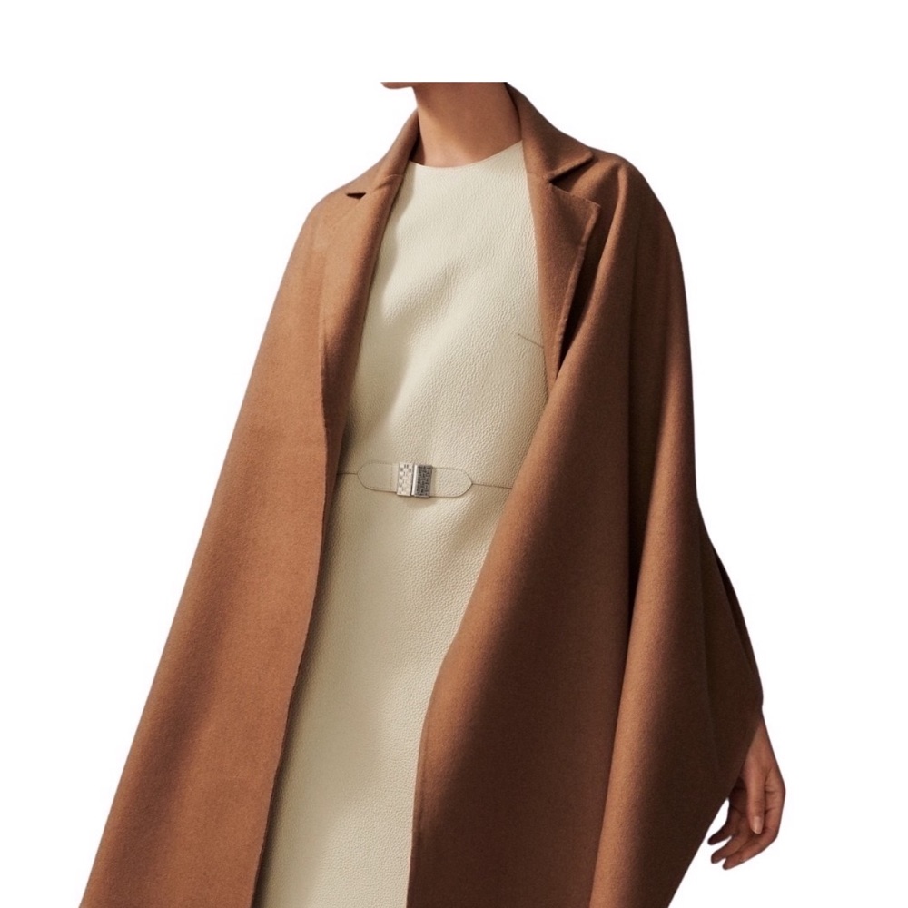 Hermès Trompe l'Oeil Stole - Image 10