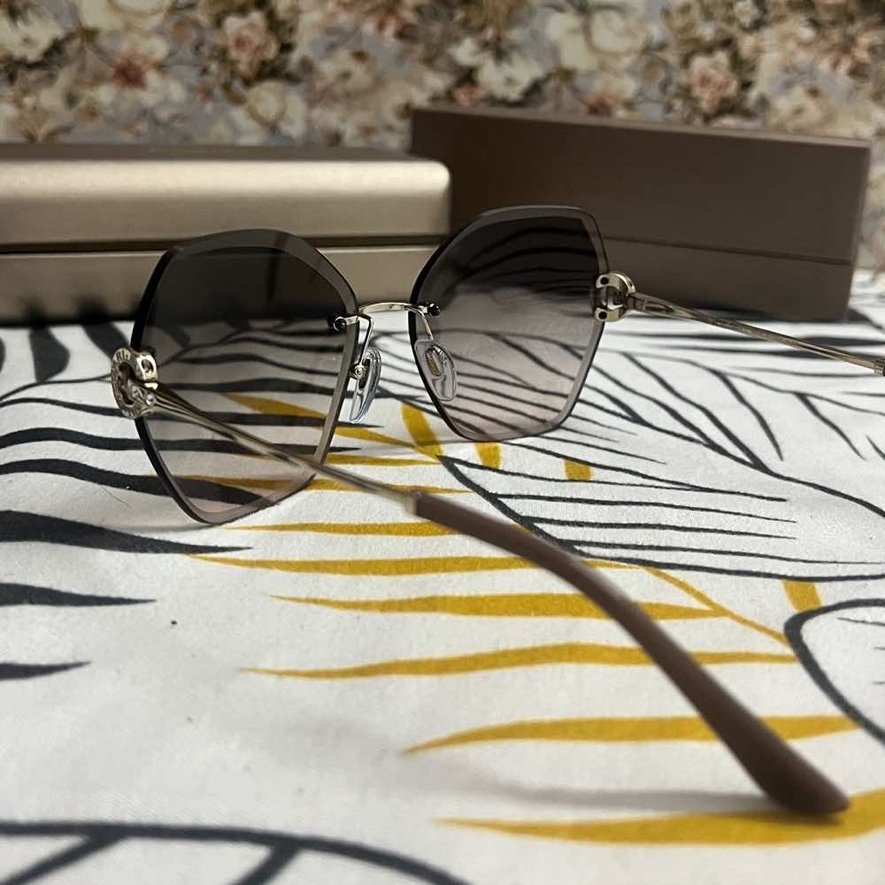 Bvlgari Bvlgari BV6105B sunglasses - Image 13