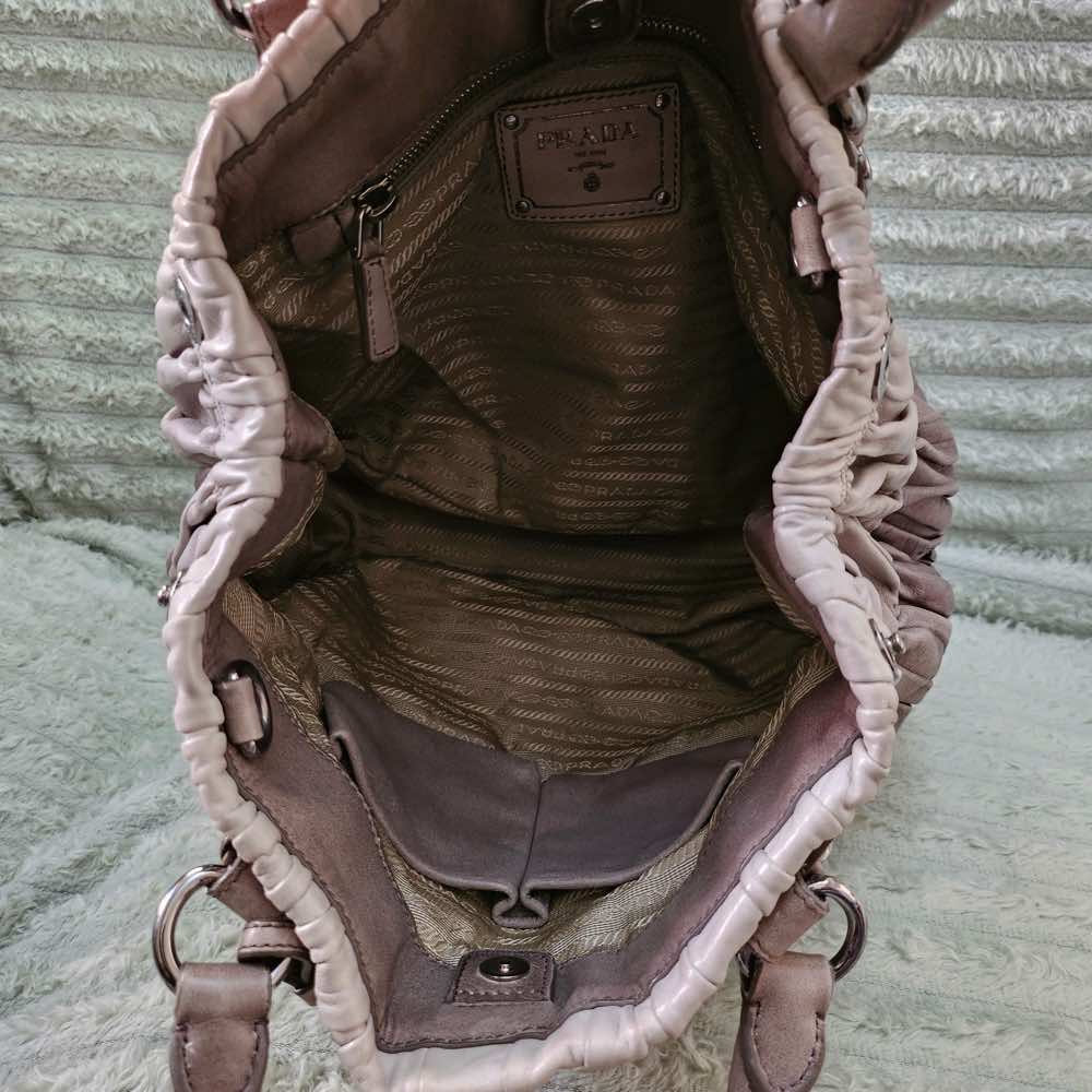 Prada Gaufre Tote - Detail 1