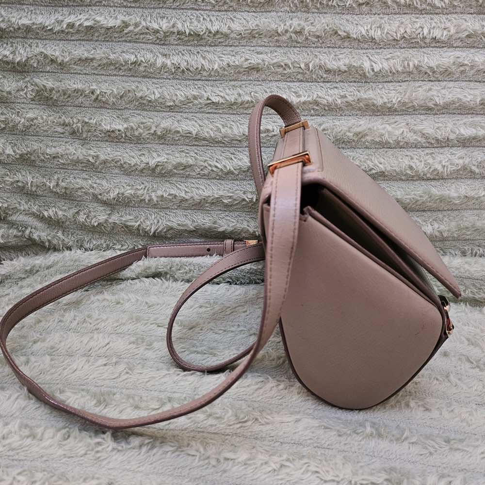 Givenchy Pandora Box - Side view