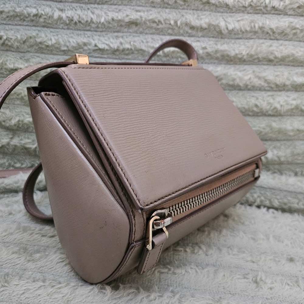 Givenchy Pandora Box - Detail 1