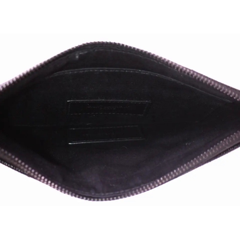 Saint Laurent Cassandre Matelassé Pouch Black Leather Very good - Box View