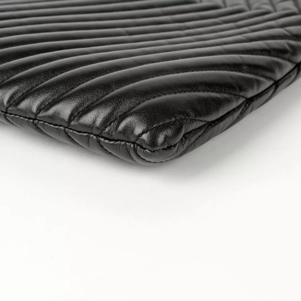 Saint Laurent Cassandre Matelassé - Side view