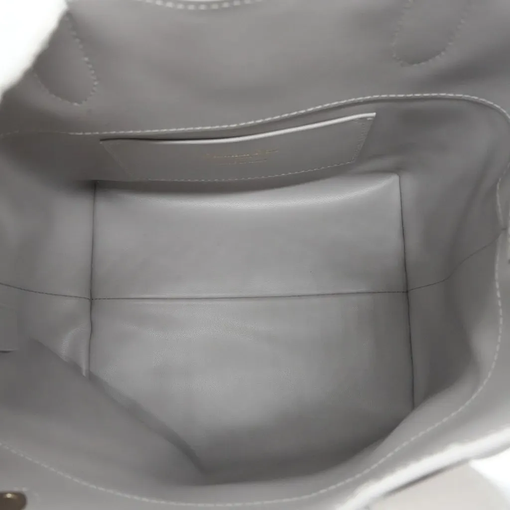 Dior Small Toujours Vertical Tote Grey Leather Never worn - Model View