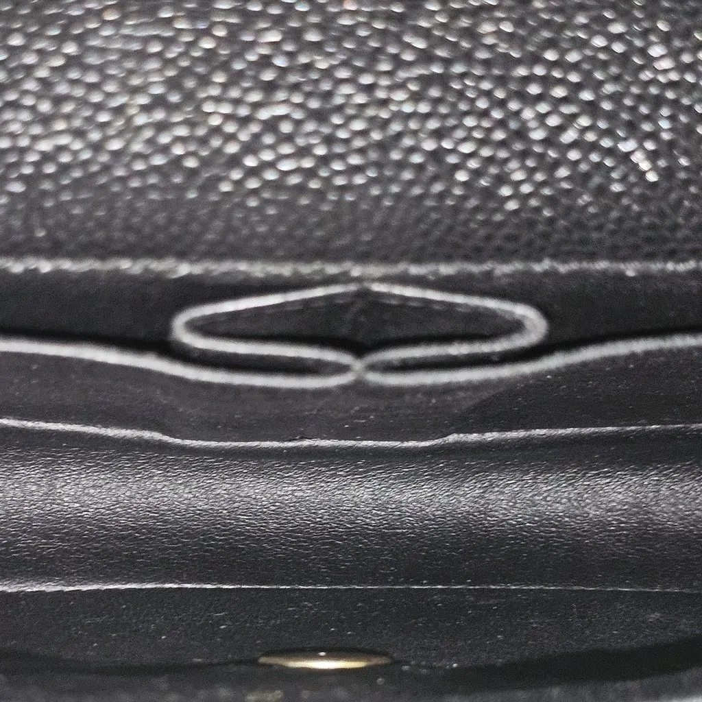 Chanel EAST WEST CAVIAR Black Leather Very good - Model View