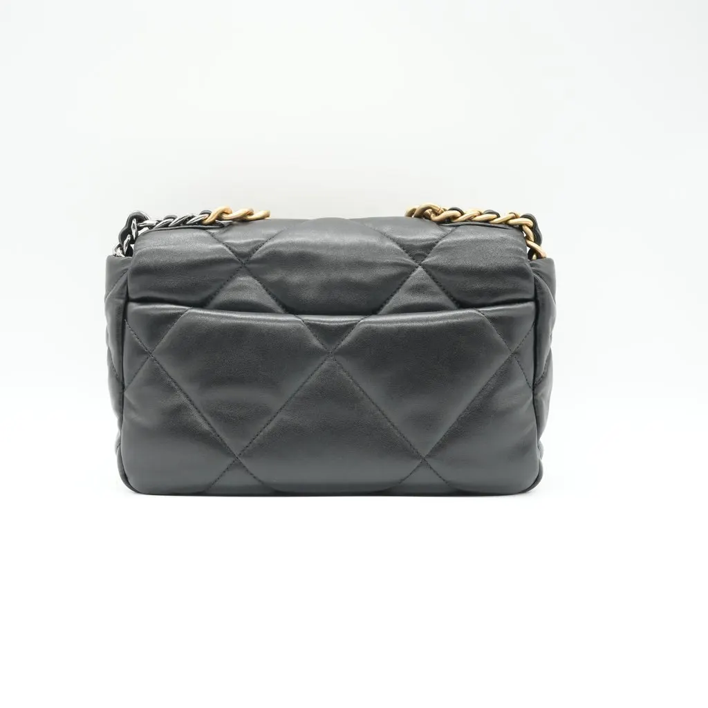 Chanel 19 Flap Small Black Black Very good - Back View