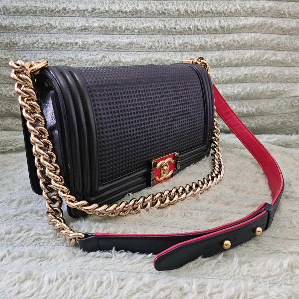 Chanel Boy - Back view