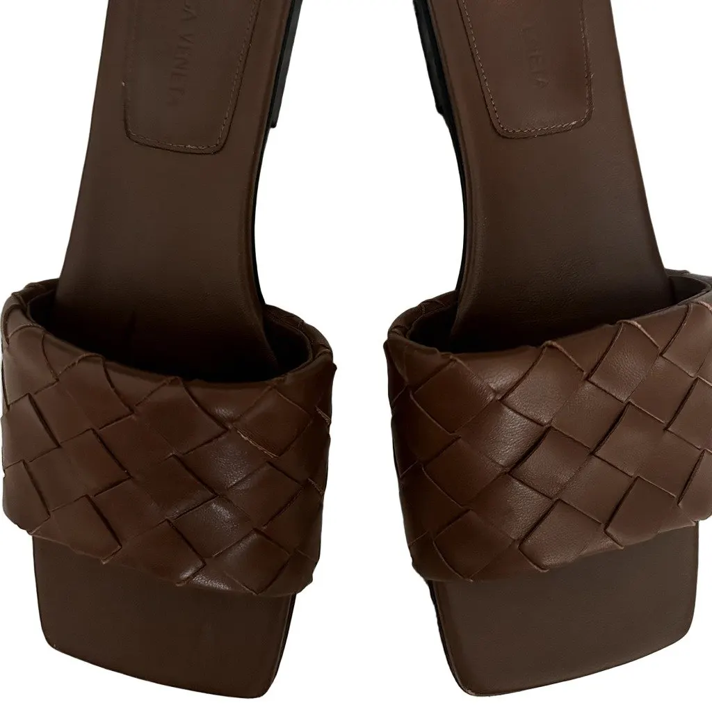 Bottega Veneta Parco flat mules